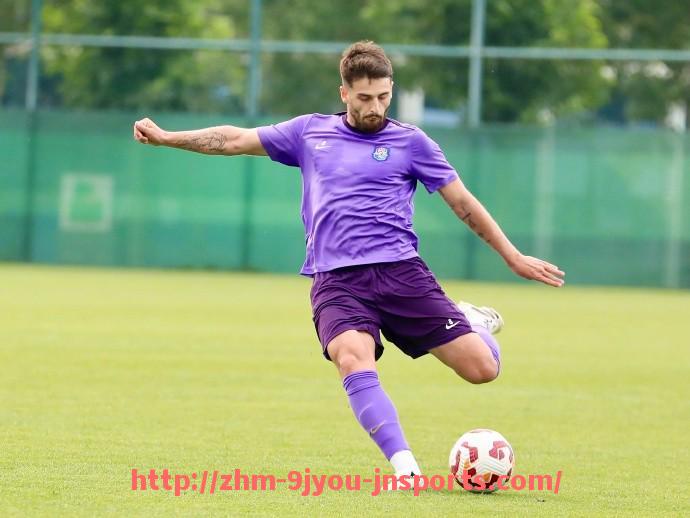 J9九游会登录入口-法甲球队赛事回顾及重要比赛成绩分析